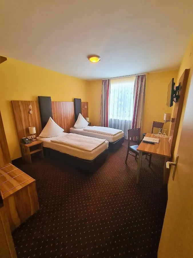 Hotel Silberhorn Núremberg 3*,